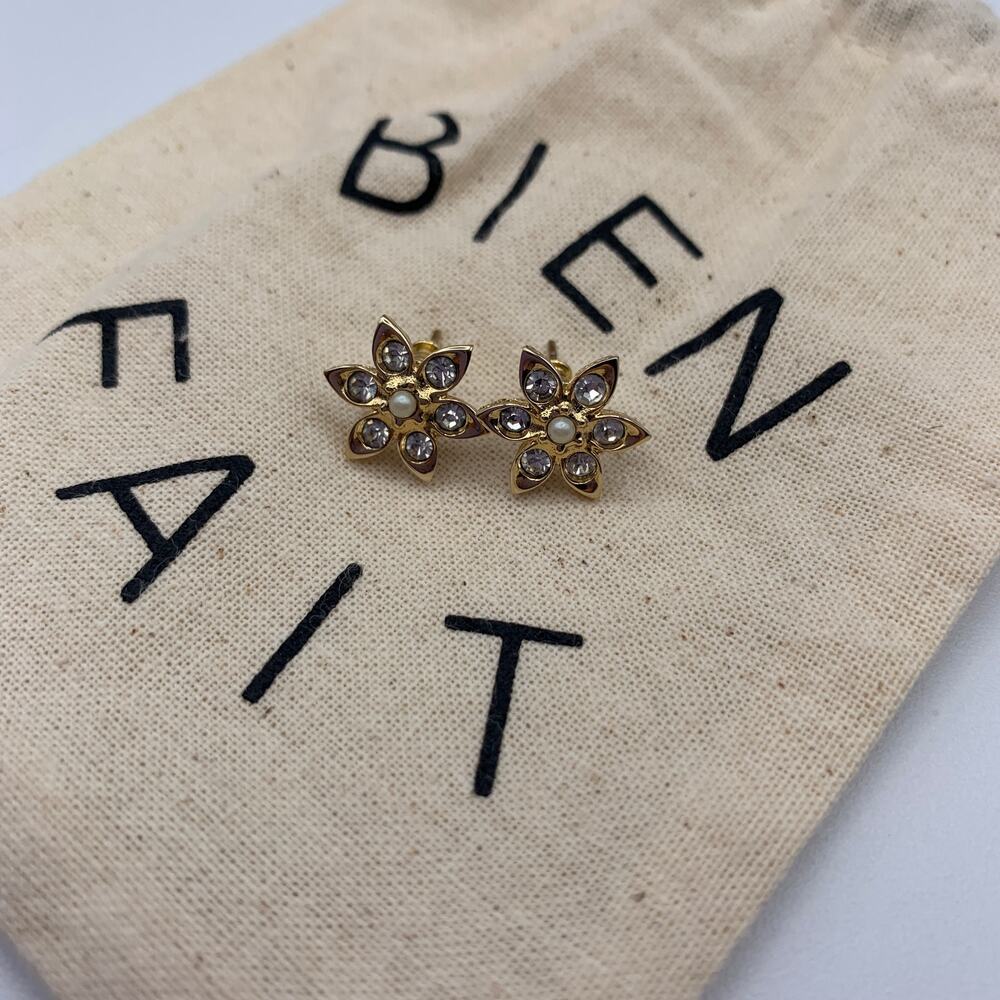3/$20 Vintage Gold Rhinestone Pearl Lotus Flower Stud Earrings